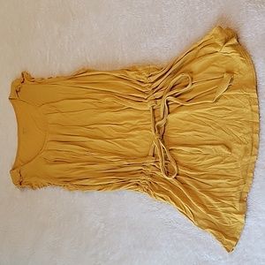 Mossimo size L Mustard Tunic